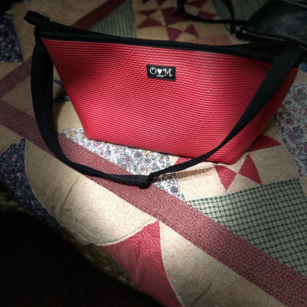 Beautiful exclusive ladies bag.